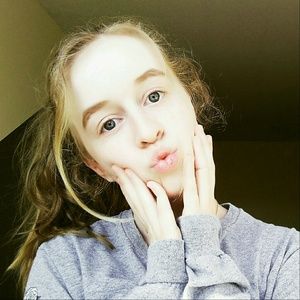 Meet your Posher, Bailey